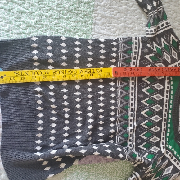 Merona Sweater - Picture 14 of 16